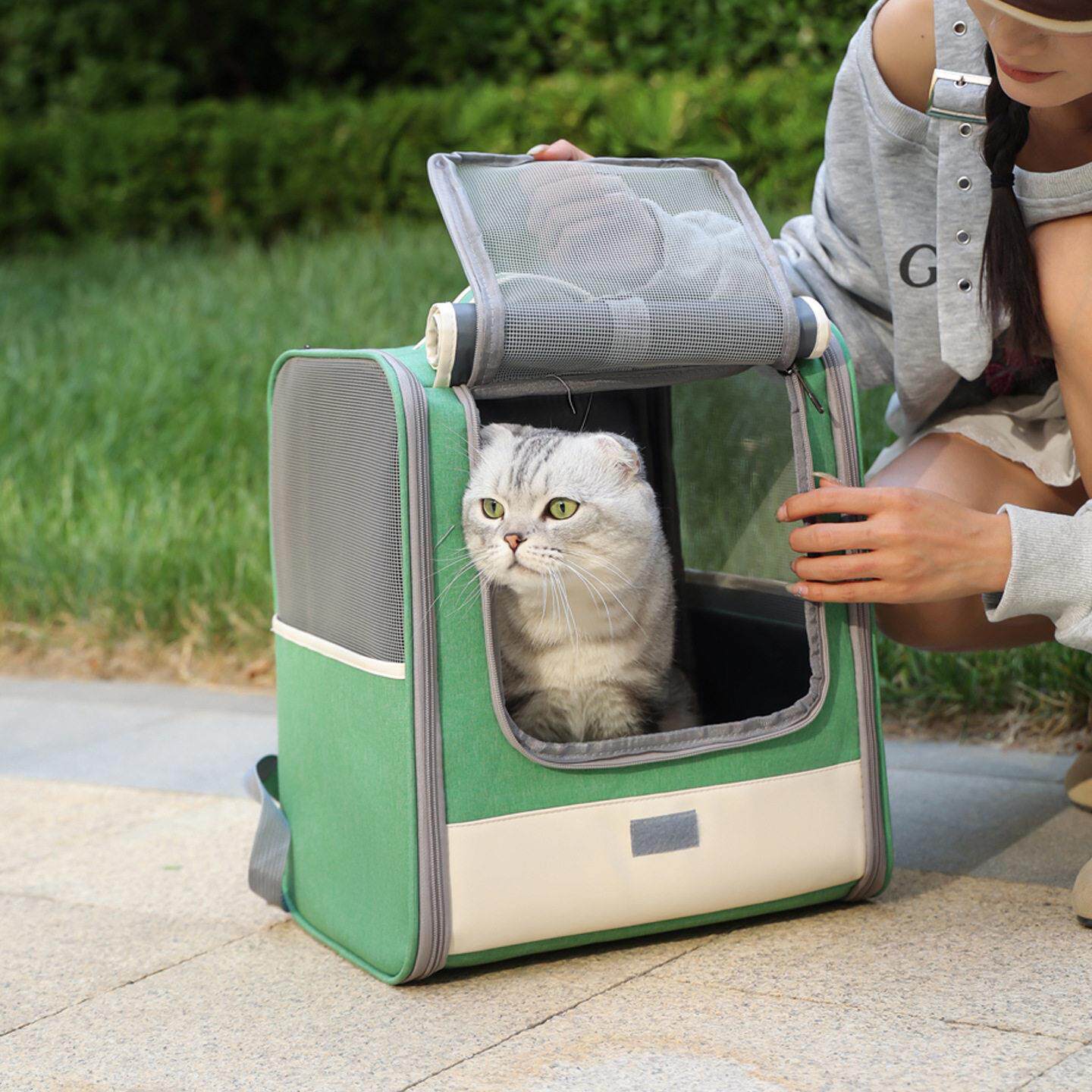 新款猫包狗包宠物包外出可携式透气双肩大容量宠物揹包