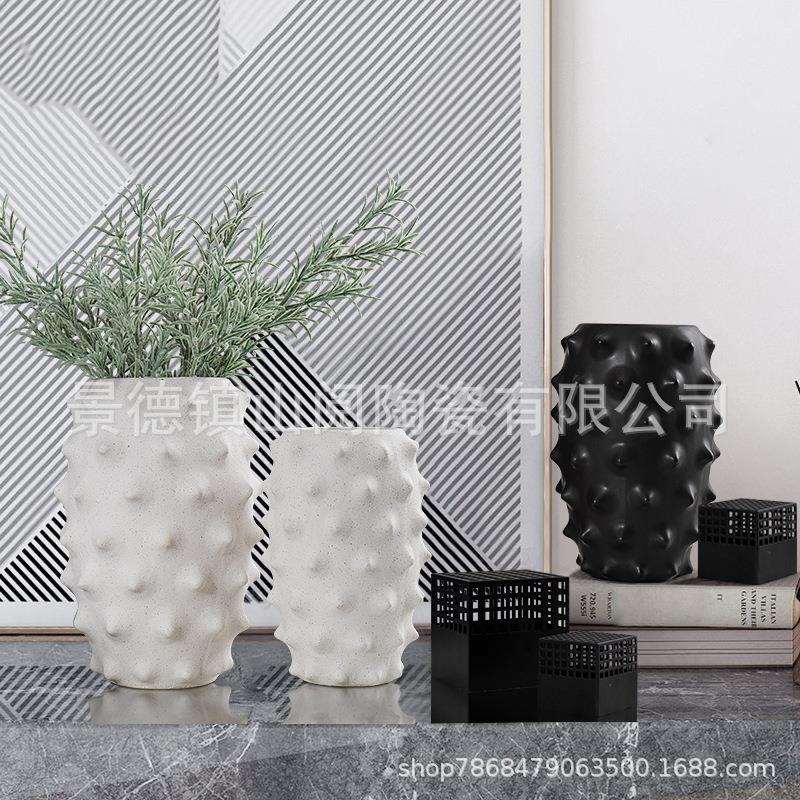简约现代新中式黑色陶瓷海参花器仿真菠萝造型样板间客厅桌面摆件