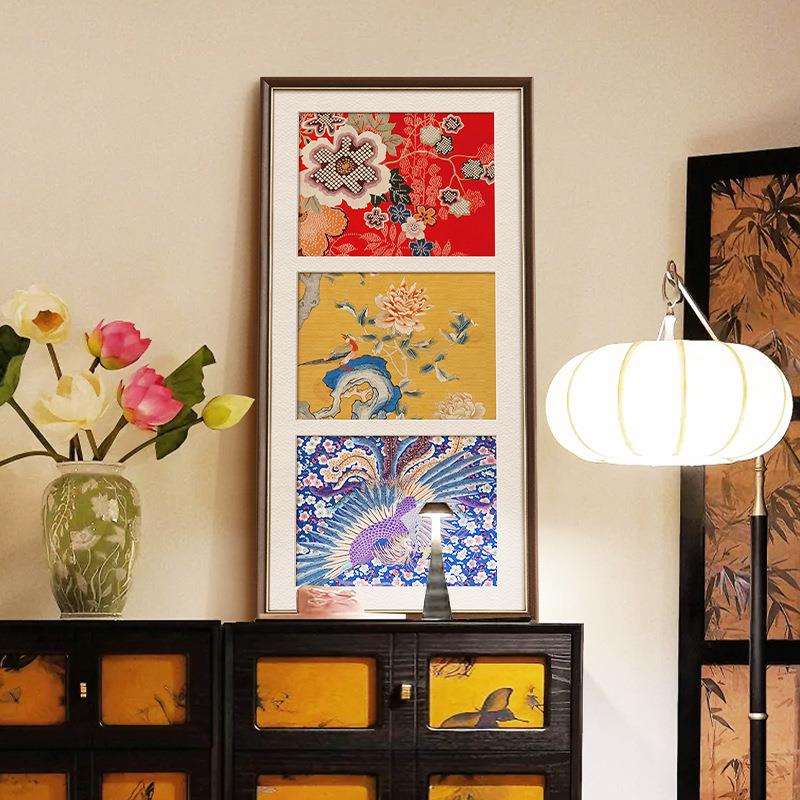 新中式客厅装饰画花鸟国风餐厅挂画实木画框复古壁画斗柜摆件新款