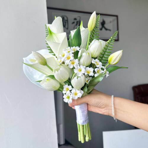 小苍兰花彷真花束领证手捧花森系登记拍照道具领证简约高级彷真花