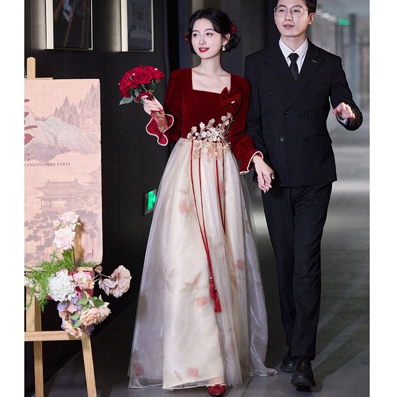 大码敬酒服订婚晚礼服裙长袖结婚胖mm新娘酒红色连衣裙长款高级感