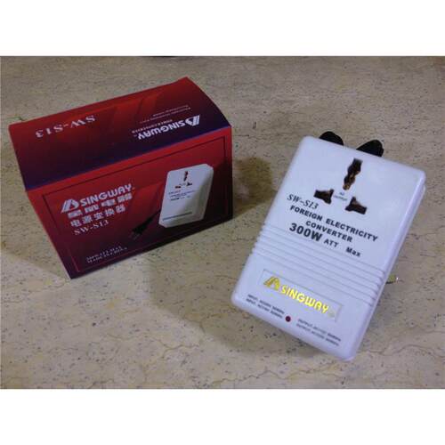 星威变压器220转110V 110V转220V双向 300W电源转换器SW-S13