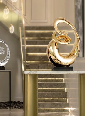 现代样板房客厅玄关电视柜u旁落地雕塑轻奢高档树脂艺术摆件工艺