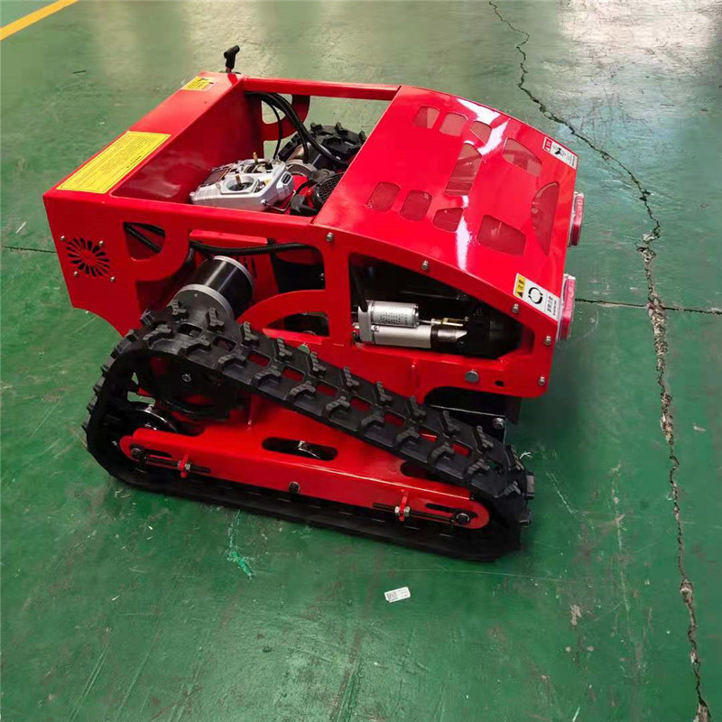 小型遥控割草机7.5马力全自动智能碎草机园林草坪履带式除草机