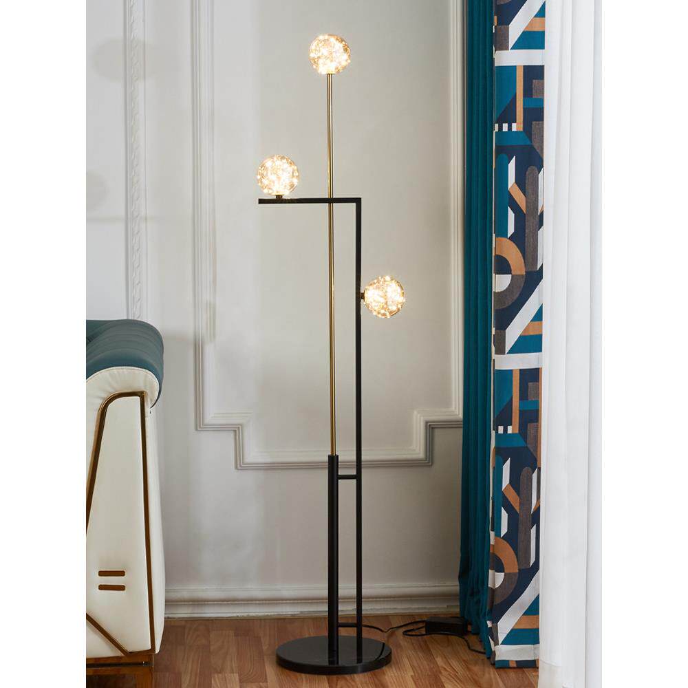 轻奢落地灯北欧风格客厅几何创意垂直台灯网红卧室沙发高端大气灯