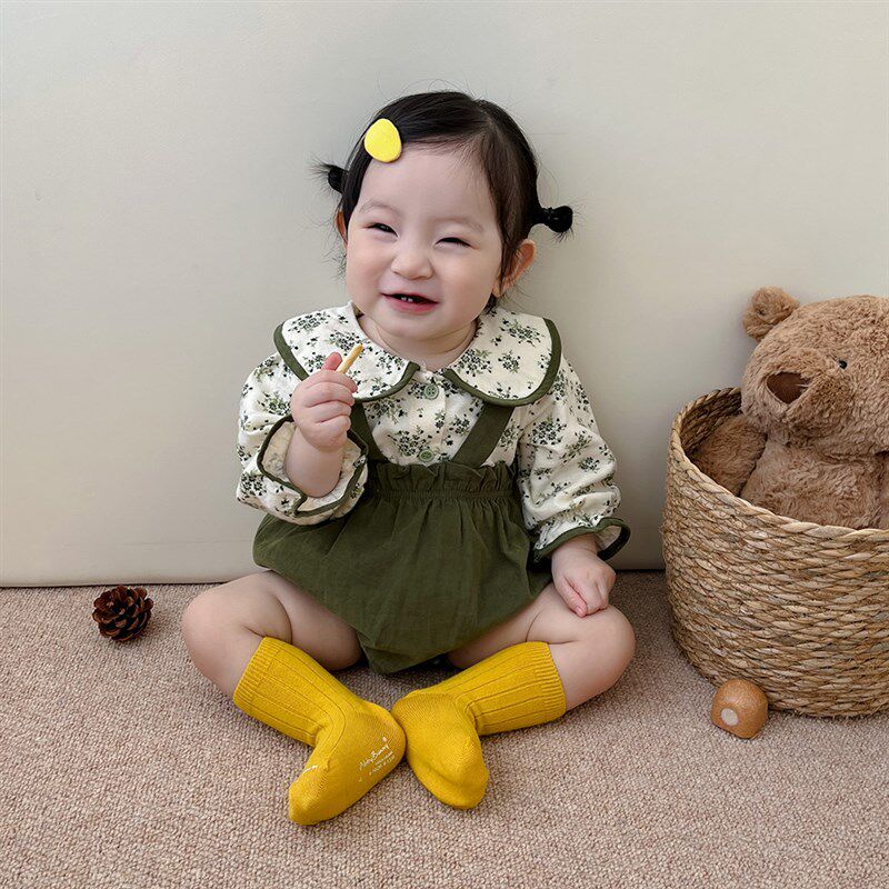 婴童套装新款韩版洋气外出服婴儿娃娃衫碎花上衣背带包屁裤两件套