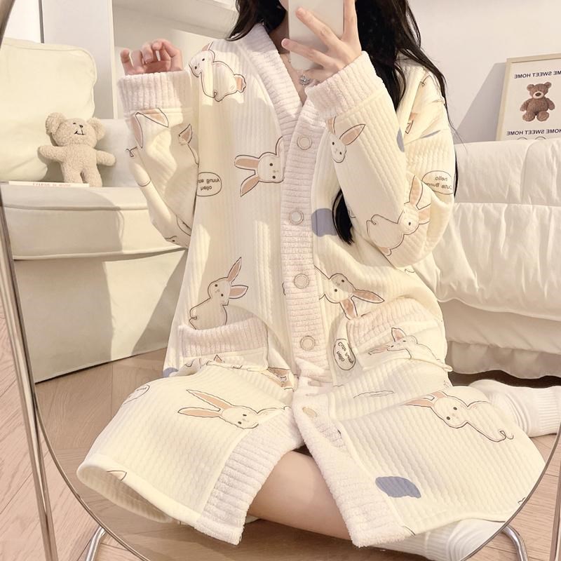 带胸垫空气棉月子服待产裙秋冬季哺乳睡裙春秋纯棉产后孕妇连衣裙