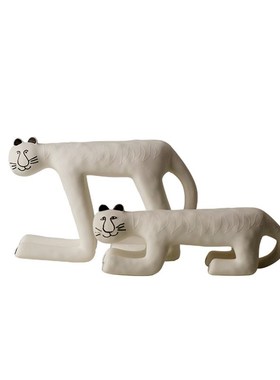 现代白色陶瓷大脚虎摆件样板间儿童房客厅创意工艺品软装桌面饰品