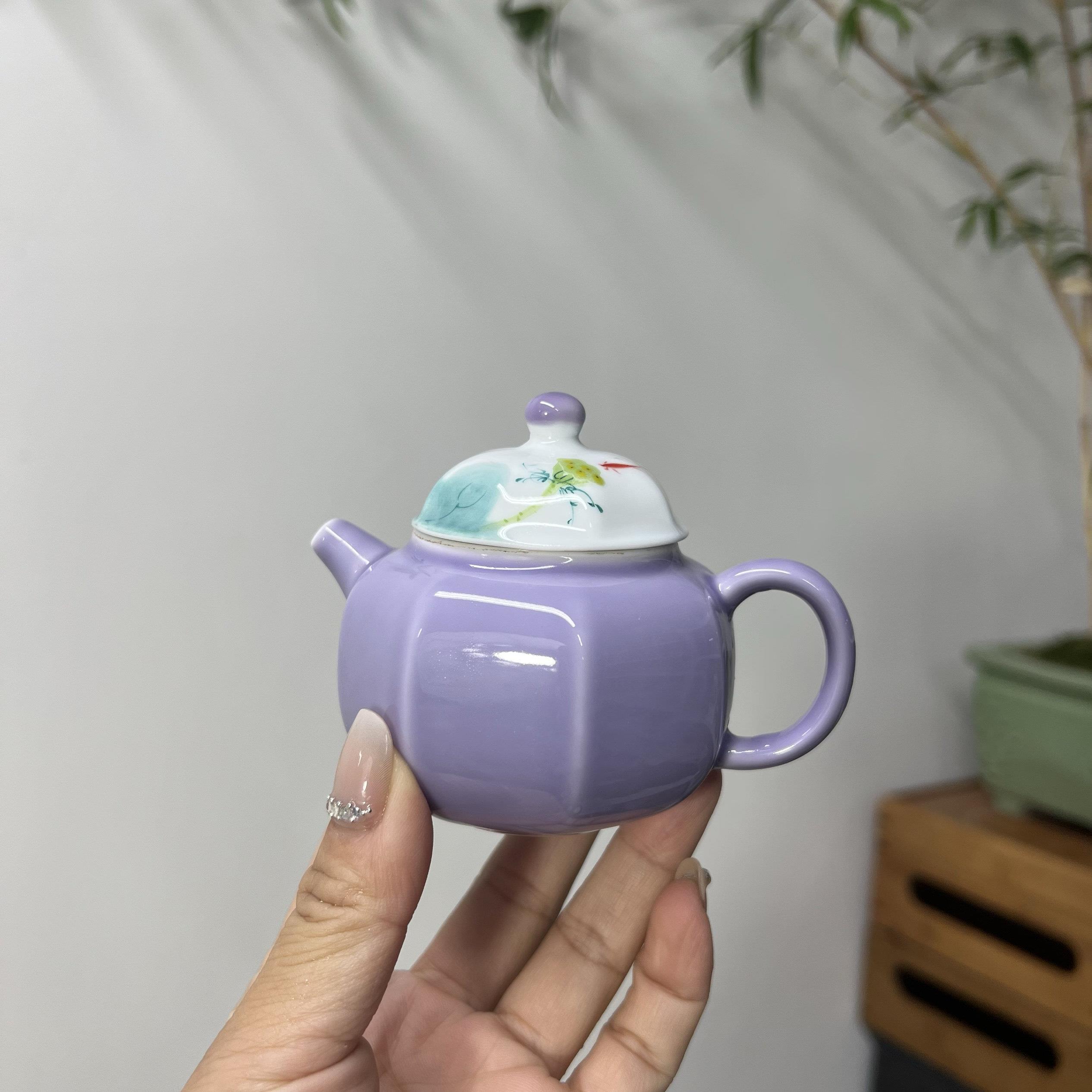 淡紫色釉下彩手工手绘锦鲤八方小品壶茶壶陶瓷泡茶壶单壶