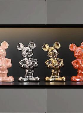 网红轻奢迎宾米奇唐老鸭摆件家居饰品入户玄关客厅酒柜装饰品北欧