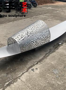 不锈钢抽象小船金属雕塑镜面帆船人物镂空园林水景酒店小品装饰