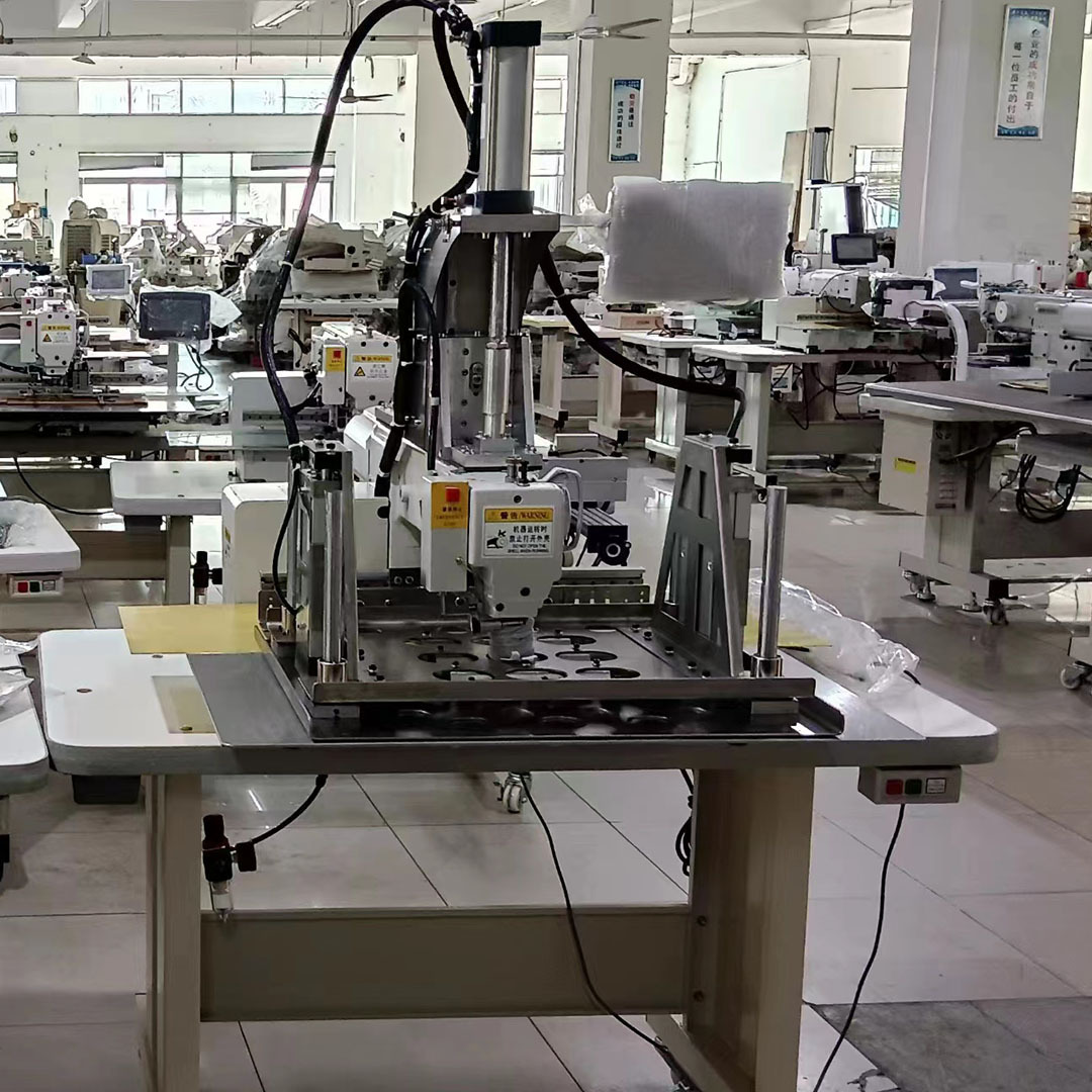 电脑抱枕机 打圆抱枕缝纫机 圆孔花样套结机升降抱枕坐垫缝纫机