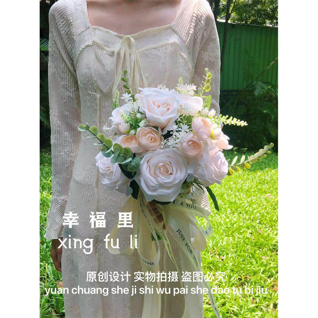 为新娘捧花,西式婚礼香槟玫瑰,混合婚礼登记,证书拍摄,模拟花