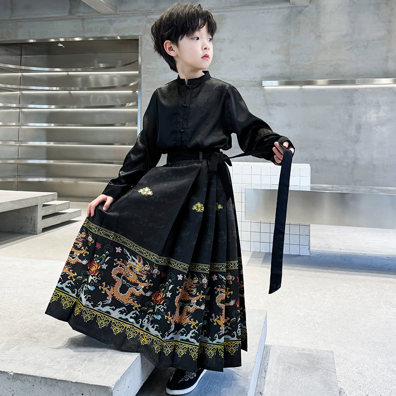 左西男童唐装汉服中式国风套装2025新款男孩马面裙春秋儿童古装表
