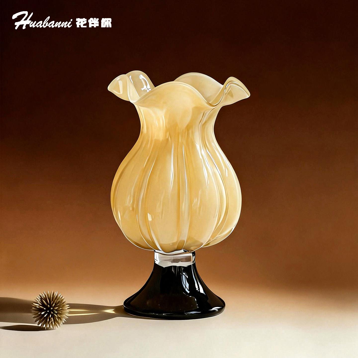 法式风多巴胺情绪稳定花瓶设计感小众琉璃玻璃花器轻奢高级感摆件