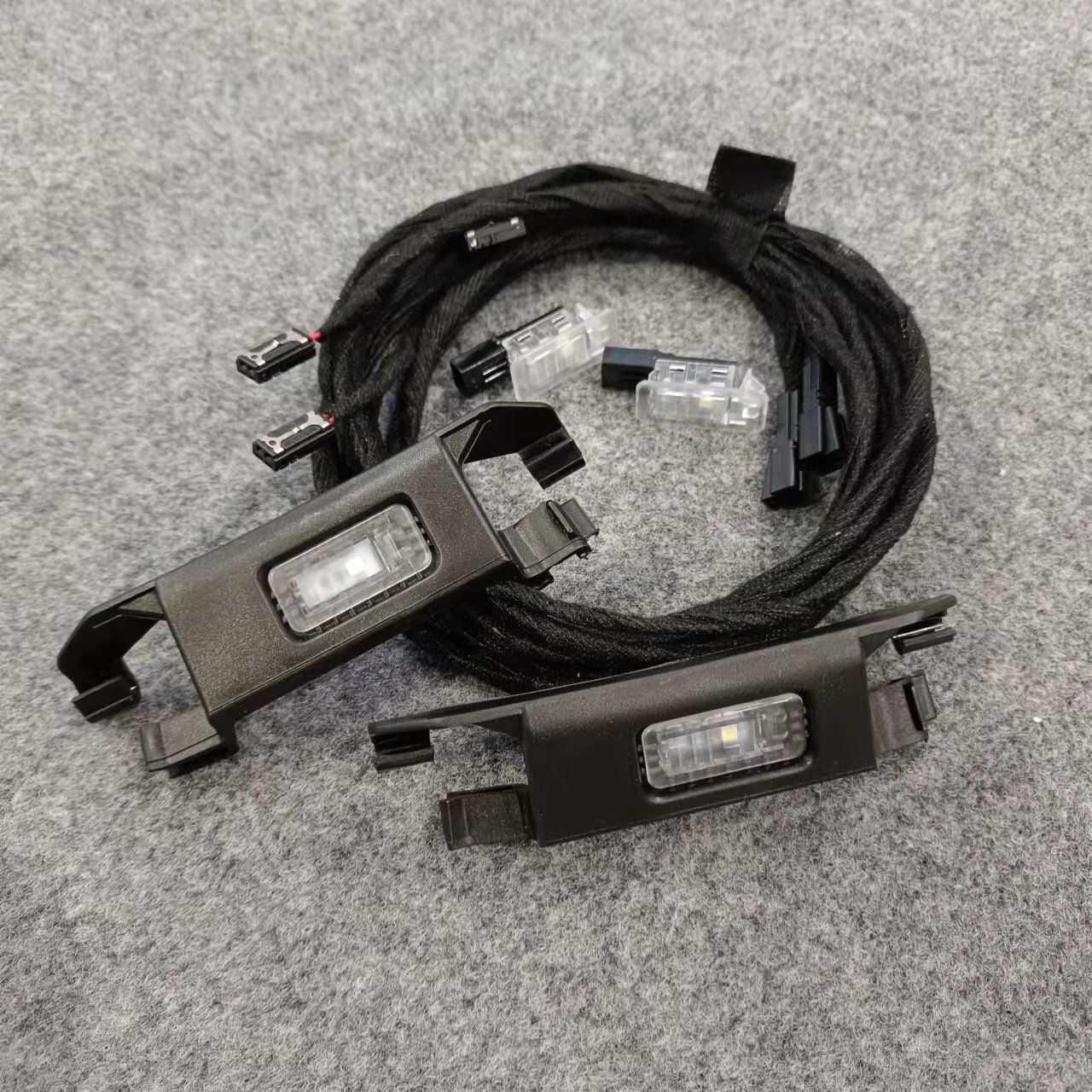 适用新速腾Passat迈腾加装后排脚窝灯LED脚底灯气氛灯脚部照明灯