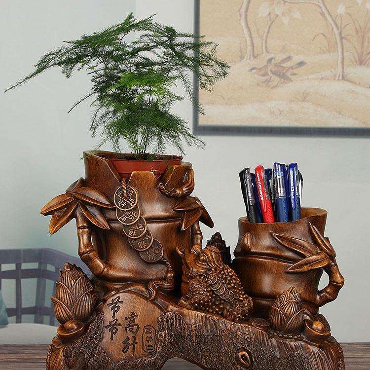 创意笔筒摆件书房桌面文具收纳盒中式金蟾貔貅装饰笔架桶办公用品