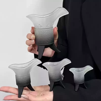 帝王侯爵杯玻璃复古宫廷风仿汉中王项羽异形酒杯秦始皇三足喝水杯