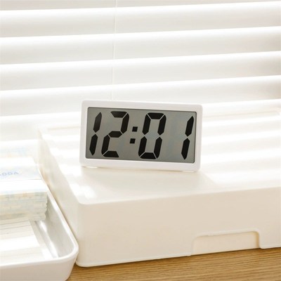 桌面小巧简约台式电子钟老人便携大字钟挂墙O学生迷你小时钟看时