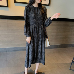 春秋季韩版打底裙2021新款小碎花显瘦中长款雪纺长袖连衣裙女裙子