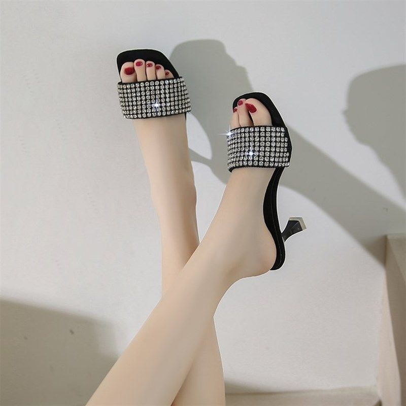 真皮大码拖鞋女41一43加宽加肥水钻露趾细跟时尚夏外穿一字32  33