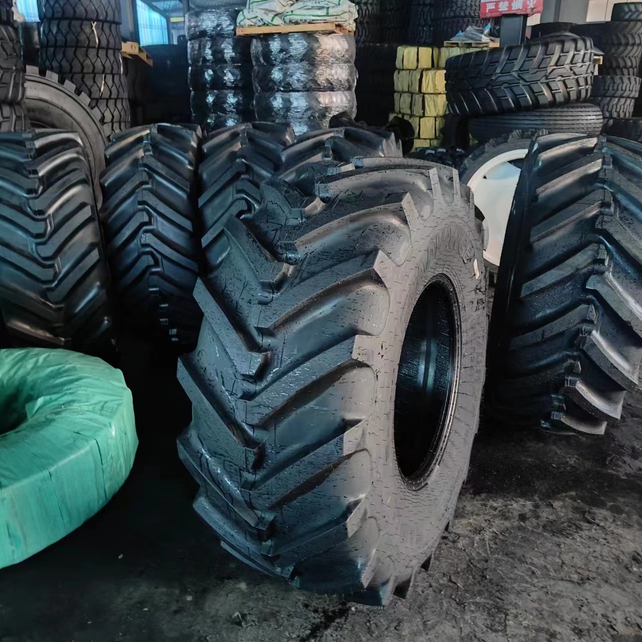 540/70R24子午线轮胎21LR24玉米联合收割机轮胎春雨 福田 雷沃