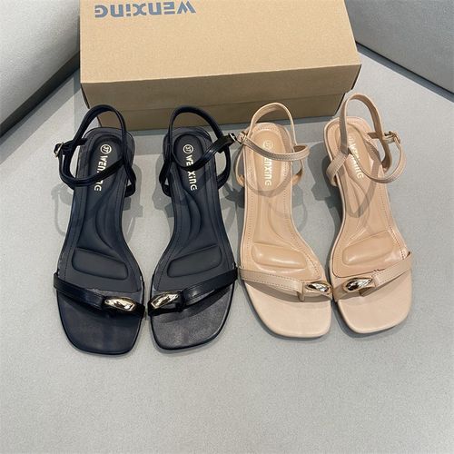 法式优雅气质百搭中跟一字夹趾凉鞋女夏季新配裙子款细跟露趾女鞋