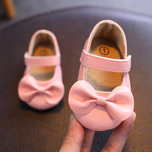 1岁6 12个月软胶底防脱学步鞋 春秋季 婴儿公主鞋 周岁女宝宝鞋