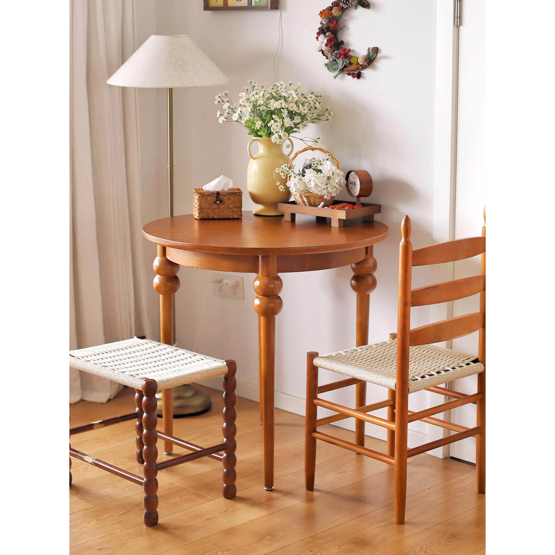 法式实木阳台小茶几精致圆桌子覆中古休闲咖啡高级家用吃饭餐桌椅