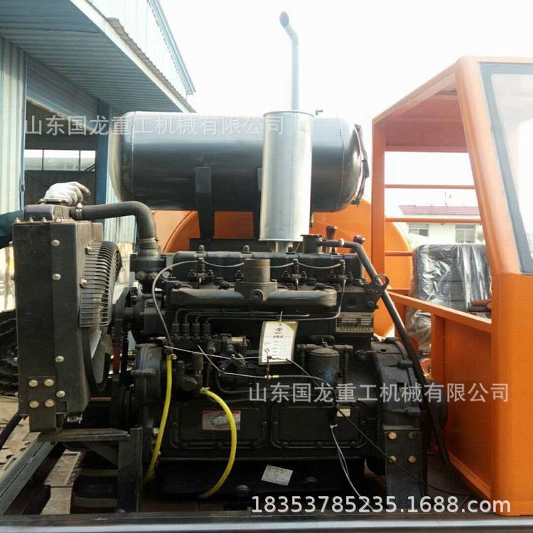 供应小型履带式水泥罐车混凝土运输车履带式2方混凝土搅拌车