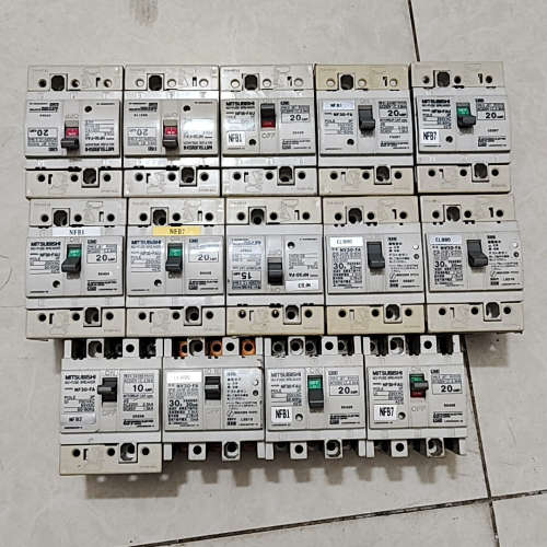 三菱NF30-FA/NF30-FAU断路器，3P，30A,2议价