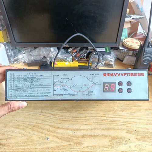 展鹏电梯门机变频器FE-D3000-A-G1-V数字式VVV议价