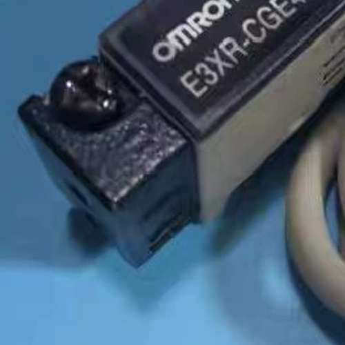 欧姆龙光纤放大器E3XR-CGE4 现货议价出售议价