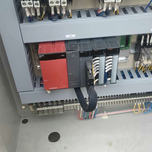 三菱Q61P    Q00CpU      QⅩ41议价