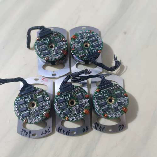 拆机安川伺服电机编码器UTOPH-40AWM议价