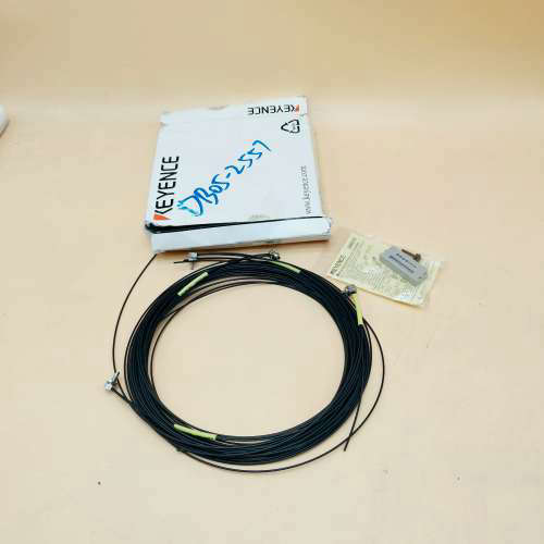 基恩士FU-66TZ光纤传感器全新原装4个，一个有包装，剩余议价