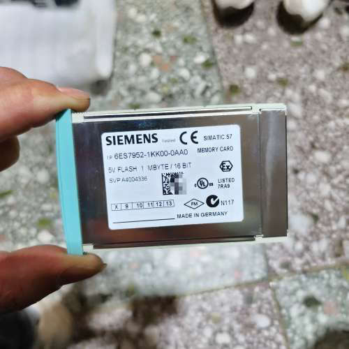 西门子内存卡 6ES7952-1KK00-0AA0 实物拍摄议价