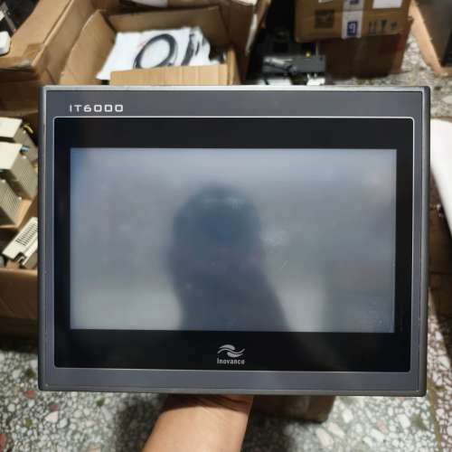 汇川IT6100E触摸屏，10寸人机界面，实物拍摄成色不错！议价