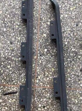 潍柴雷沃RG70领航金刚履带收割机配件原厂70金刚导轨(一前一后)