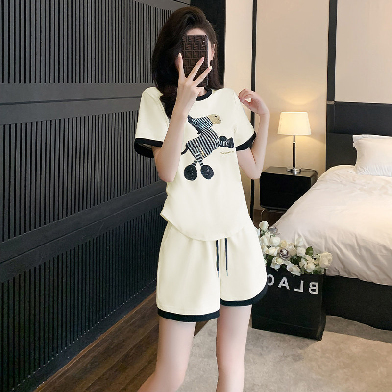2025网红炸街洋气运动短裤套装女夏季时尚减龄小个子休闲潮两件套