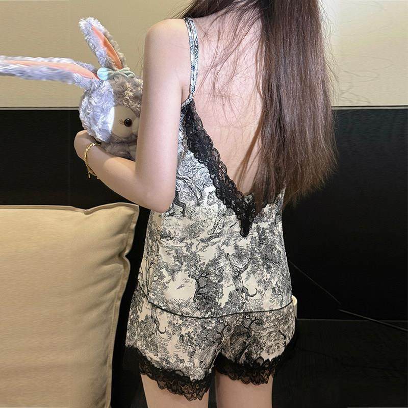 冰丝睡衣女夏季少女纯欲吊带短裤家居服美背睡衣女水墨画两件套装,女士内衣/男士内衣/家居服,睡衣/家居服套装,淘宝优惠券,粉丝福利购,淘宝优惠卷