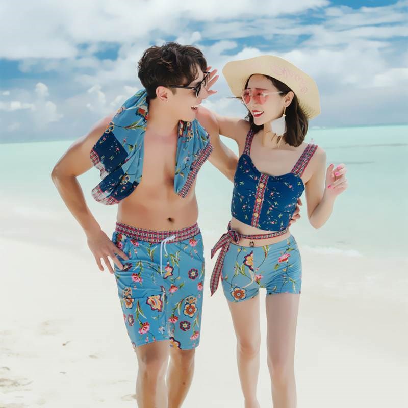 情侣泳装新款分体三件套裙式平角小胸I遮肚显瘦度假沙滩游泳衣女