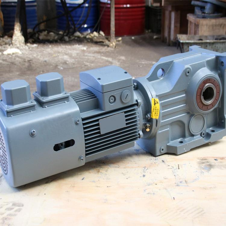 齿轮减速电机KA67-44.32-1.5KW减速机严格质检