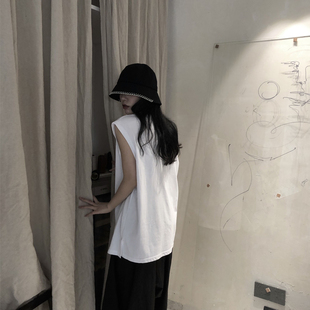 陆与山屿 t恤夏外穿运动上衣 2021小n背心女黑白色内搭打底衫 无袖