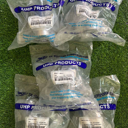 TK-FUJIKIN富士金1/2FVCR调压阀议价