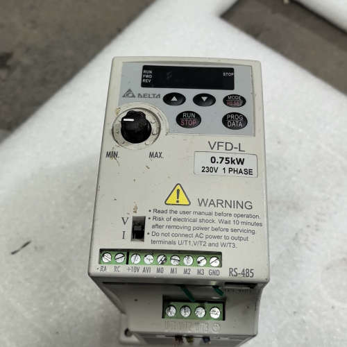 台达VFD007L21A变频器0.75kw，230V。，议价