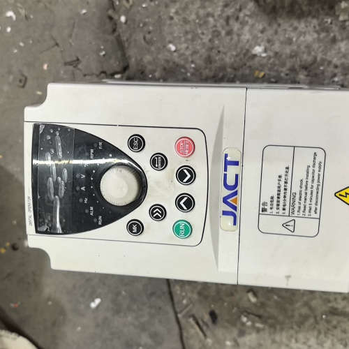 JACT艾克特变频器，型号AT500-T3-2R2G/4R0议价
