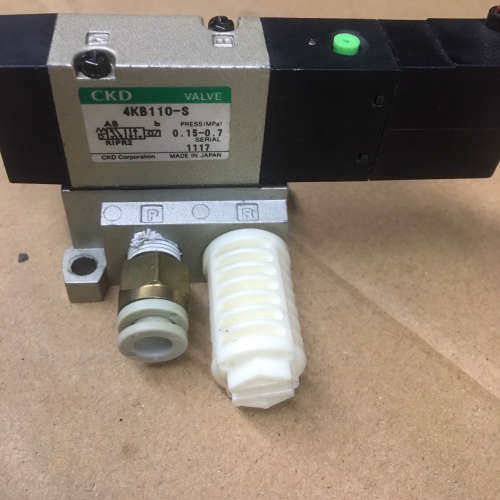 CKD 电磁阀4KB110-S，10个议价