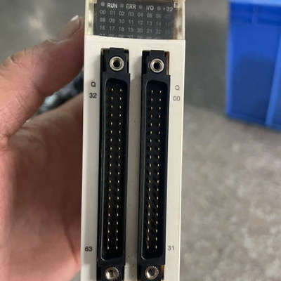PLC模块BMXDD06402K 一个 有点破损议价