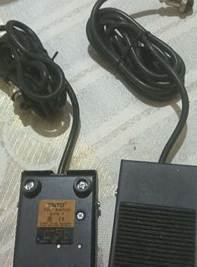 CNTD CFS-1脚踏开关，黑色铁壳，带2米线。额定电压2议价